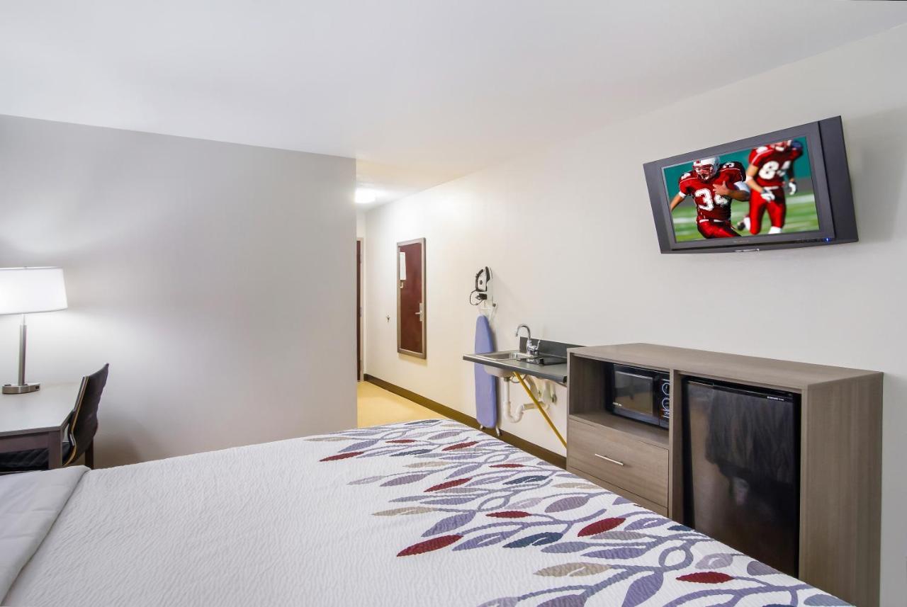 Red Roof Inn I-95 North Brunswick Дариен Экстерьер фото