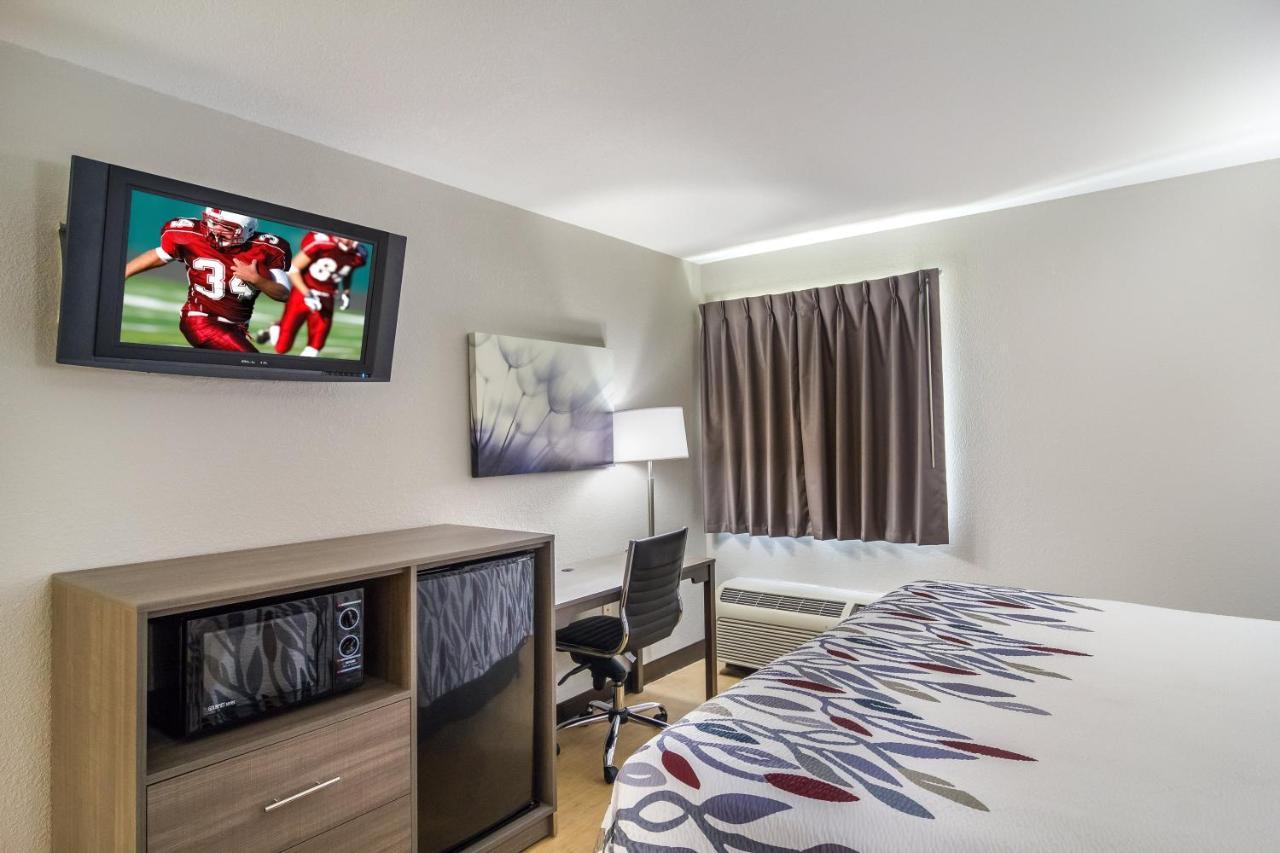 Red Roof Inn I-95 North Brunswick Дариен Экстерьер фото